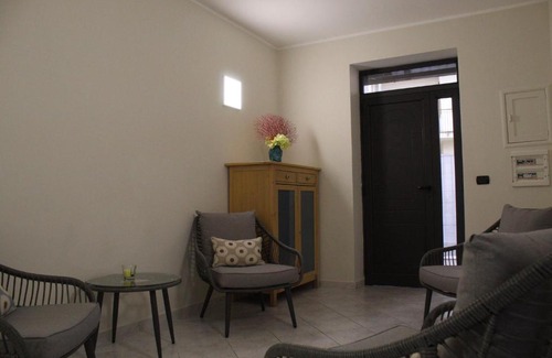 San Cesario di Lecce Bed & Breakfast | Pet-Friendly Retreat at Camera di Luna Estate with Pool