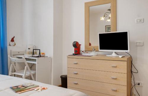 Roncone House | Camera Meridiana