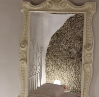 Tropea House | Pet-Friendly Retreat: Camera Nella Roccia with Great Reviews
