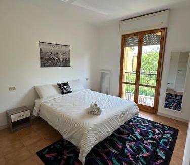 San Lazzaro di Savena House | Top-Rated Camera Privata La Mura with Kitchenette Access