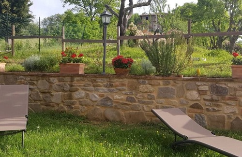 Vicchio House | Romantic Retreat Surrounded by Nature, Art & Good Food