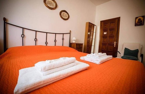 Vernazza House | Discover Camere Nicolina: Exceptional Stay with Spa & Dining