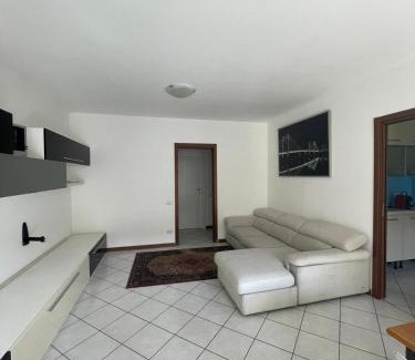 Rozzano House | Cozy Camere Rozzano Near Humanitas - Guest Rated 8.5/10