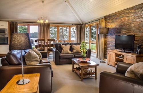Alexandria Cabin | Family-Friendly Retreat at Cameron House Luxury Lodges