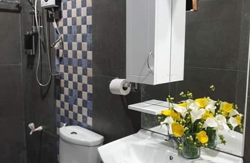 Mambajao Hotel | Discover Camiguin Kalimba de Luna Inn: Pet-Friendly Retreat