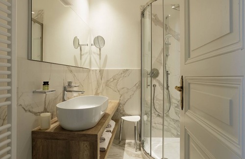 Luino Hotel | Experience Comfort at Camin Luino - 4-Star Rated Hotel