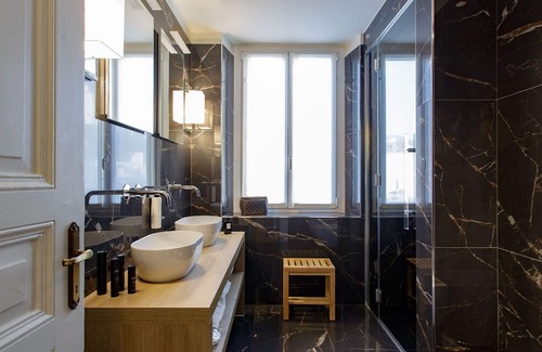 Luino Hotel | Experience Comfort at Camin Luino - 4-Star Rated Hotel