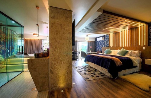 Recanto Araucaria Hotel | Discover Caminho das Pedras Pousada with Spa & Hot Tub