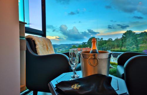 Recanto Araucaria Hotel | Discover Caminho das Pedras: Pet-Friendly Retreat