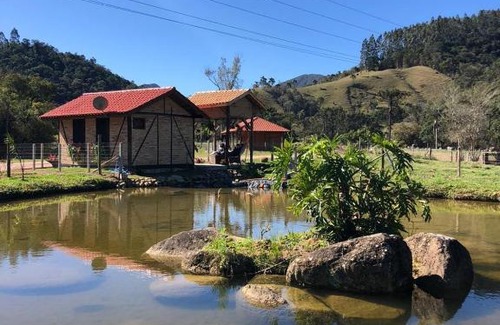 Sao Bonifacio Cabin | Pet-Friendly Retreat at Caminhos da Serra do Tabuleiro