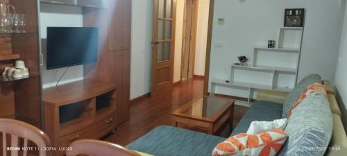 La Zubia Apartment | Pet-Friendly Retreat at Camino de la Sierra Mascotas SI