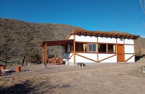 Las Vegas House | Guest Rated 10/10: Camino & Piedra - Cabaña de Montaña