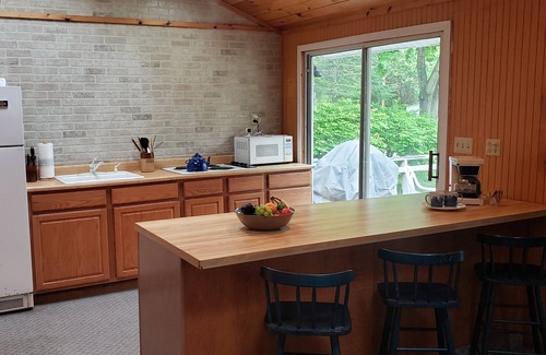 Putnam Station House | Experience Gull Bay: Lake Views and Beach Access Await