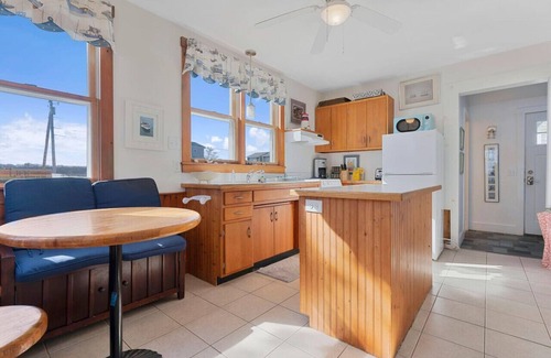 Camp Ellis House | Cozy Camp Ellis Beach House with Ocean and River Views