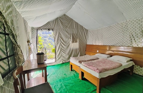 Sirala Hotel | Budget-Friendly Retreat at Camp High 5 Jayalgarh