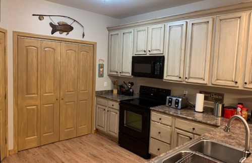 Pearlington House | Experience Camp'Inn Waterfront Paradise – Rated 10/10!