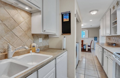 Osage Beach House | Tranquil Retreat at Camp Lucky Duck with Pool & Kitchen