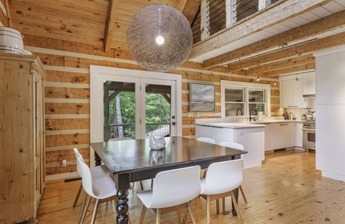 Clifftops House | Idyllic Camp McGu: Lakefront Retreat with Exciting Amenities
