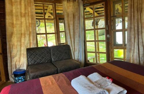 Bir Hotel | Discover Camp Oak View: Family-Friendly Cottages in Bir