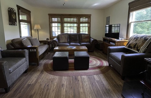 Eagle Bay Cabin | Camp Orvis by West Pond