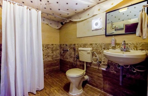 Moharli Hotel | Discover Camp Serai Tiger Tadoba: Rated 9/10 with Family-Focused Amenities