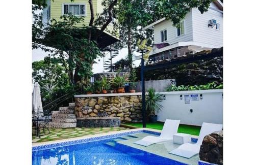 Antipolo House | Experience CAMP TREEHOUSE COTTAGE with Pool & Hot Tub