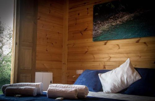Zas Villa | Pet-Friendly Campamento Turístico Brandoñas with Breakfast