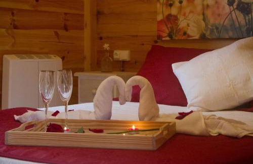 Zas Villa | Pet-Friendly Campamento Turístico Brandoñas with Breakfast