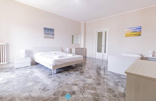 Castromediano Apartment | Group-Friendly Campanelli Rooms with Pet Accessibility