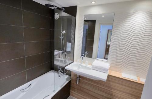 Merignac Hotel | Convenient Campanile Bordeaux Ouest Near Mérignac Airport
