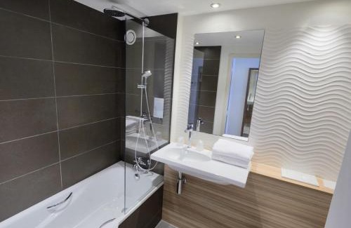 Merignac Hotel | Convenient Campanile Bordeaux Ouest Near Mérignac Airport