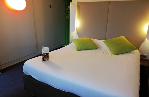 Mondeville Hotel | Comfortable Stay at Campanile Caen Mondeville with Spa
