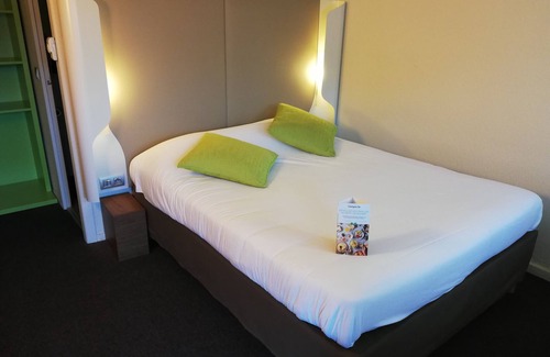 Mondeville Hotel | Comfortable Stay at Campanile Caen Mondeville with Spa