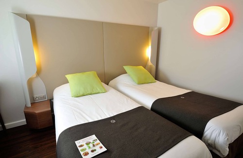 Chambray-les-Tours Hotel | Relaxing Retreat at Campanile Chambray Les Tours