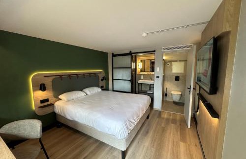 Riom Hotel | Comfortable Stay at Campanile Clermont-Ferrand ~ Riom