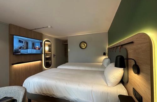 Riom Hotel | Comfortable Stay at Campanile Clermont-Ferrand ~ Riom