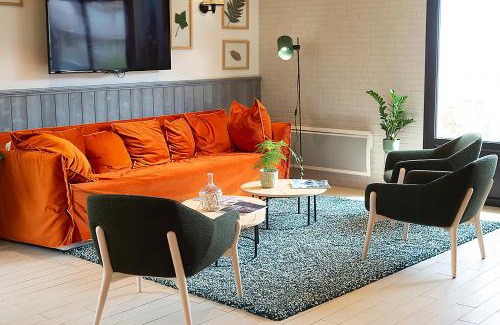 Clermont-Ferrand Hotel | Discover Campanile Clermont Ferrand - Le Brezet Retreat