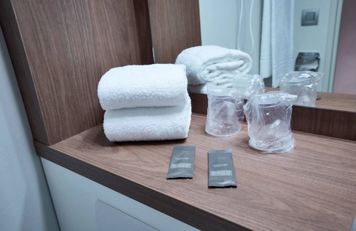 Gueret Hotel | Comfortable Campanile Gueret: Family-Friendly Amenities Await