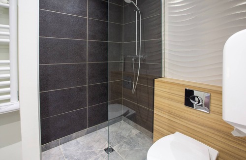 Change Hotel | Enjoy Family-Friendly Comfort at Campanile Laval Nord