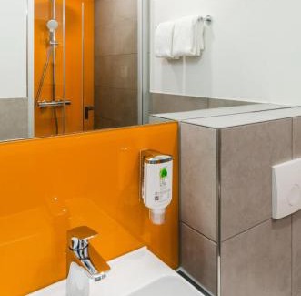 Schkeuditz Hotel | Pet-Friendly Campanile Leipzig Halle Airport with Dining Options