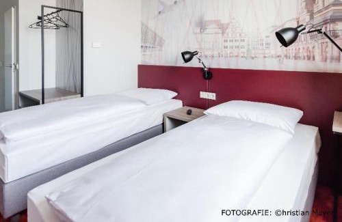 Schkeuditz Hotel | Pet-Friendly Campanile Leipzig Halle Airport with Dining Options