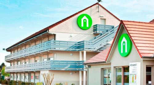 Lens Hotel | Discover Campanile Lens: Pet-Friendly & Family-Oriented Stay