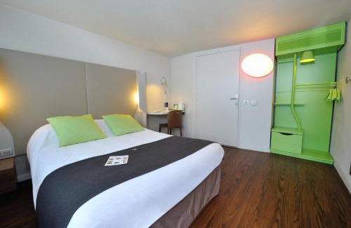 Saint-Laurent-de-Mure Hotel | Discover Campanile Lyon Est Aéroport with Ocean Views