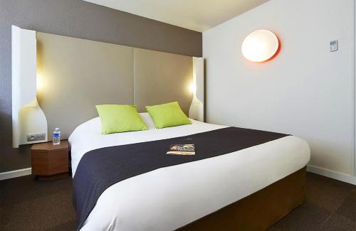 Feyzin Hotel | Pet-Friendly Getaway at Campanile Lyon Sud Feyzin