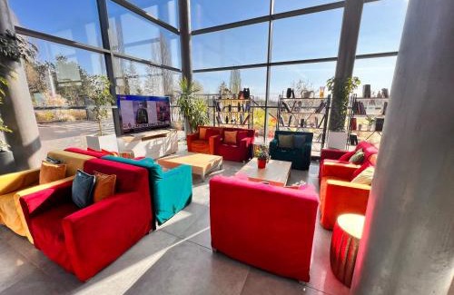 Woippy Hotel | Discover Campanile Metz Nord - Woippy: Family-Friendly Stay