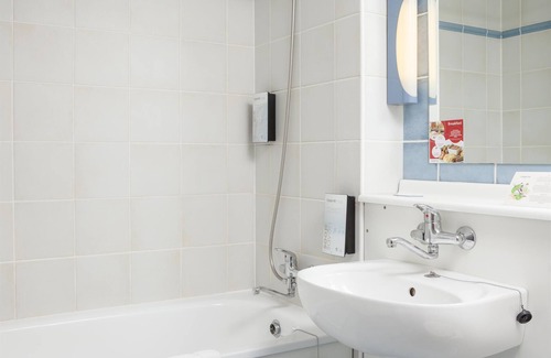 Basildon Hotel | Discover Campanile Restaurant in Basildon - Family Friendly