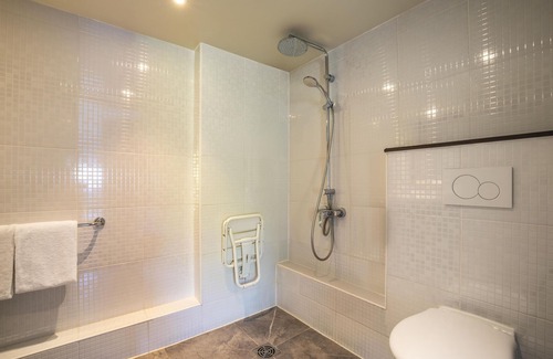 Cleon Hotel | Enjoy Comfort at Campanile Rouen Sud - Cléon Elbeuf