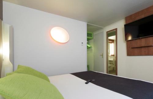 Chambray-les-Tours Hotel | Pet-Friendly Retreat at Campanile Tours Sud - Chambray-Les-Tours