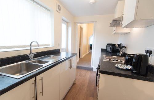 North Wheatley House | Guest Rated 8.5/10 at Campbell House - Family Friendly Stay