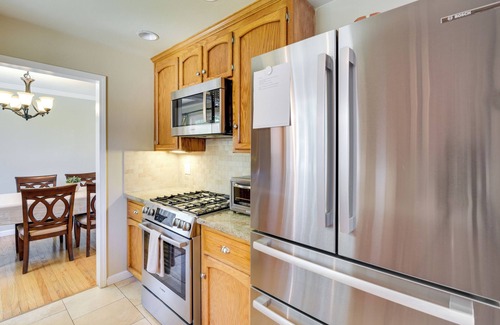 Campbell House | Top-Rated Campbell Vacation Rental near San Jose Attractions